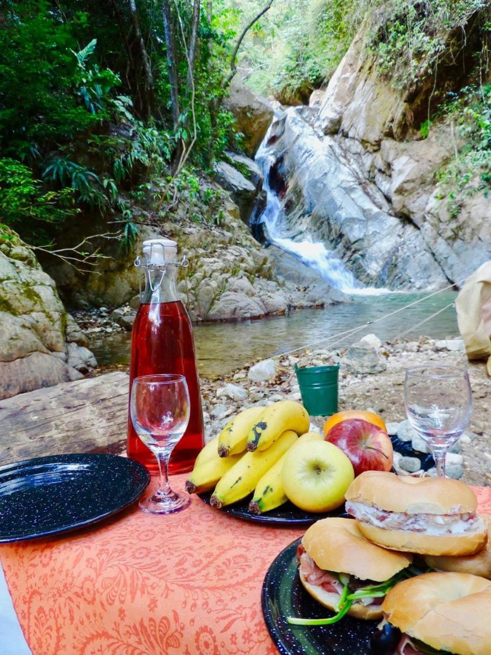Glamping Finca Margaritas Pluma Hidalgo Exterior photo